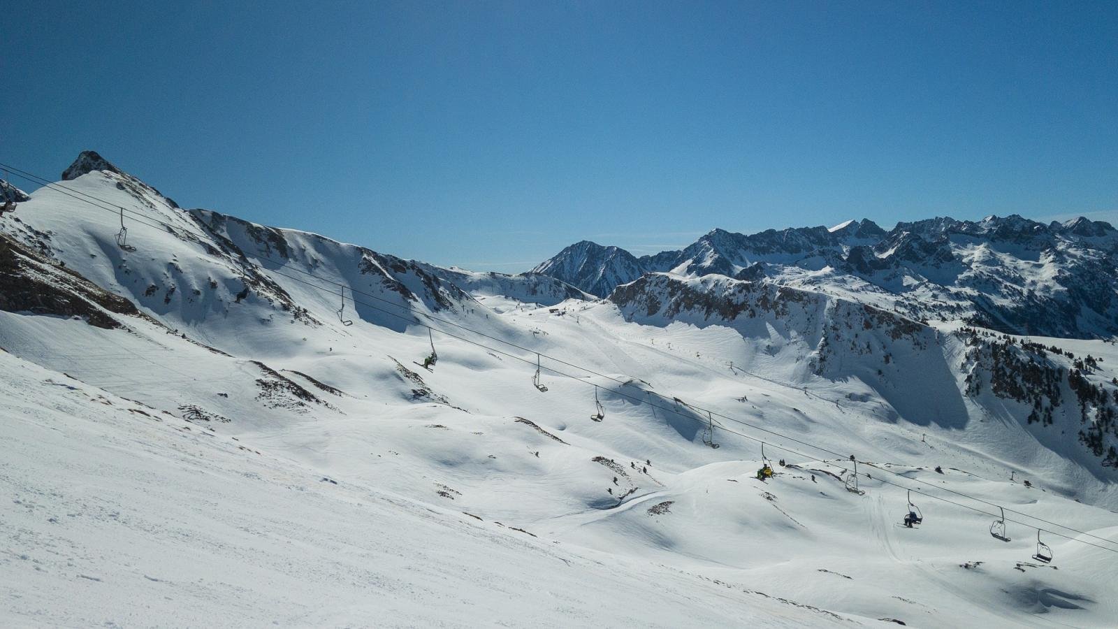 Safe & Reliable Mt Buller Bus Charter | Vride